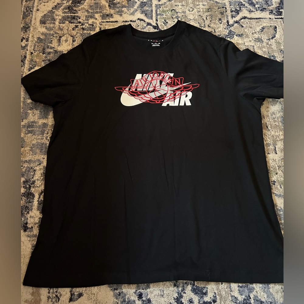 Nike shirt - Men’s - Size XXL - Like new, no fading or flaws!